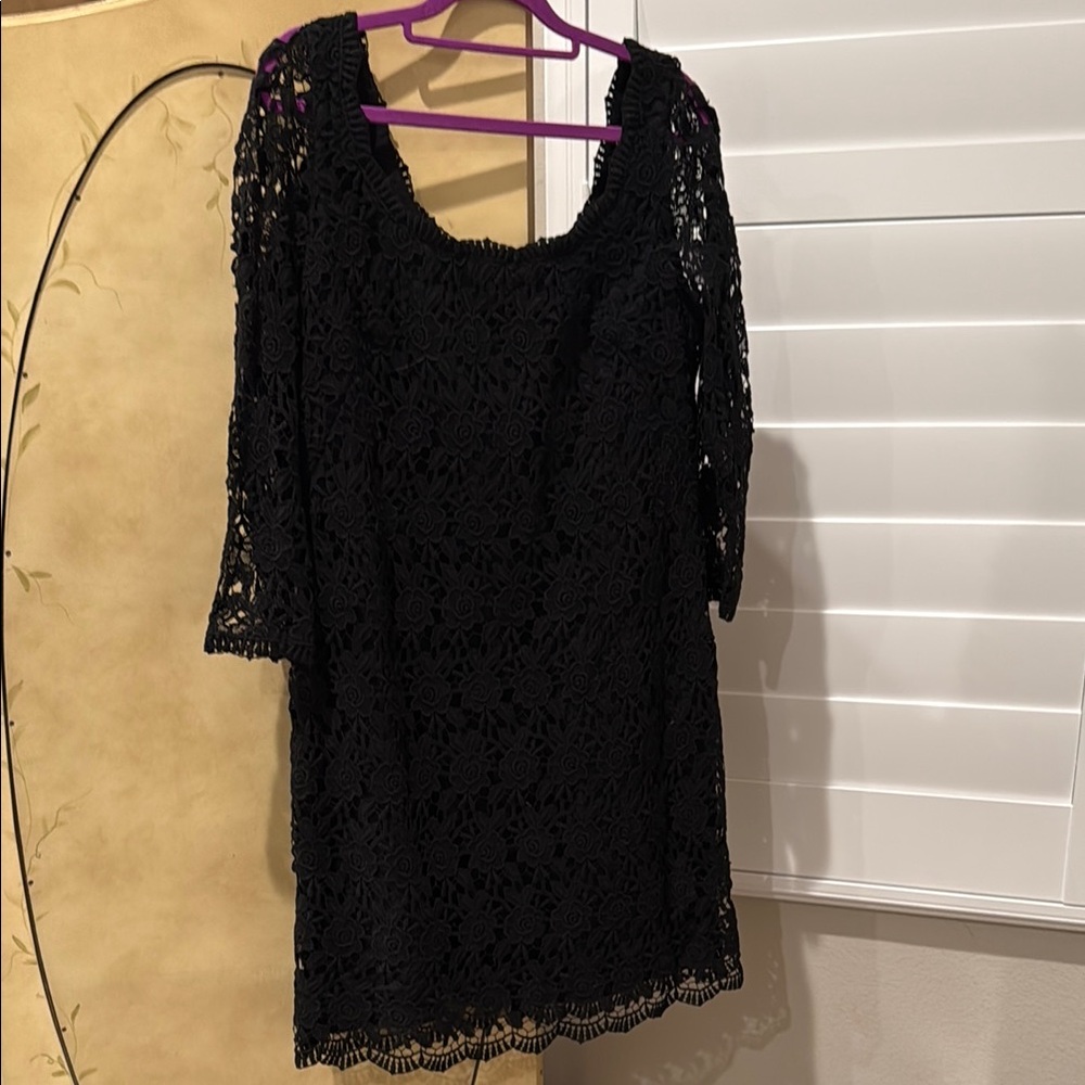 White House Black Market NWT sz 12 Elegant Black Lace Dress